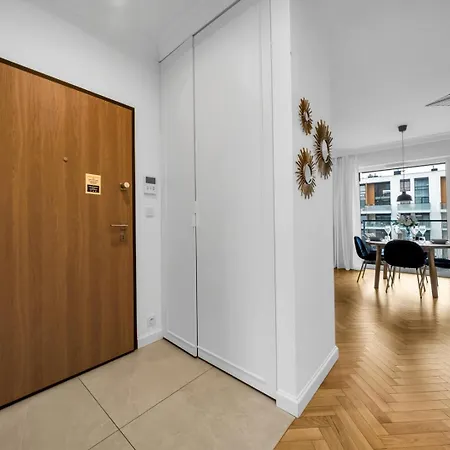 Appartement Zoliborz - Parking & Two Balconies - By Rentujemy *