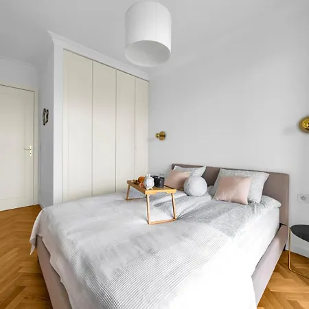 Zoliborz - Parking & Two Balconies - By Rentujemy