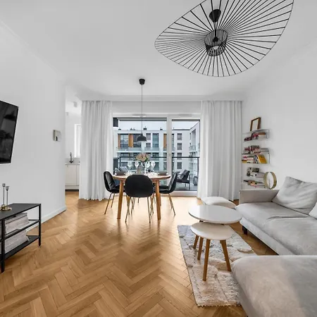 Apartment Zoliborz - Parking & Two Balconies - By Rentujemy