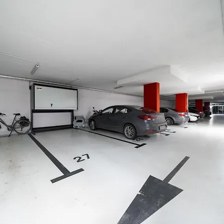 Apartment Zoliborz - Parking & Two Balconies - By Rentujemy