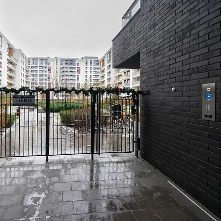 Zoliborz - Parking & Two Balconies - By Rentujemy *