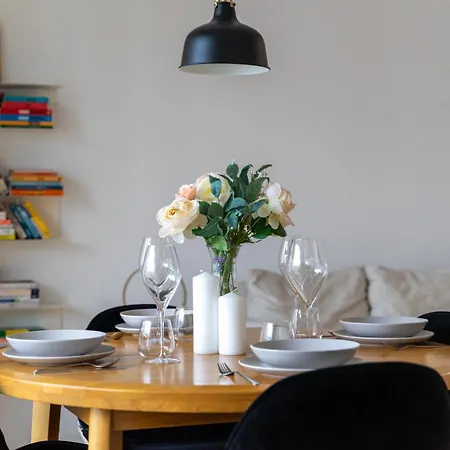 Zoliborz - Parking & Two Balconies - By Rentujemy דירה ורשה